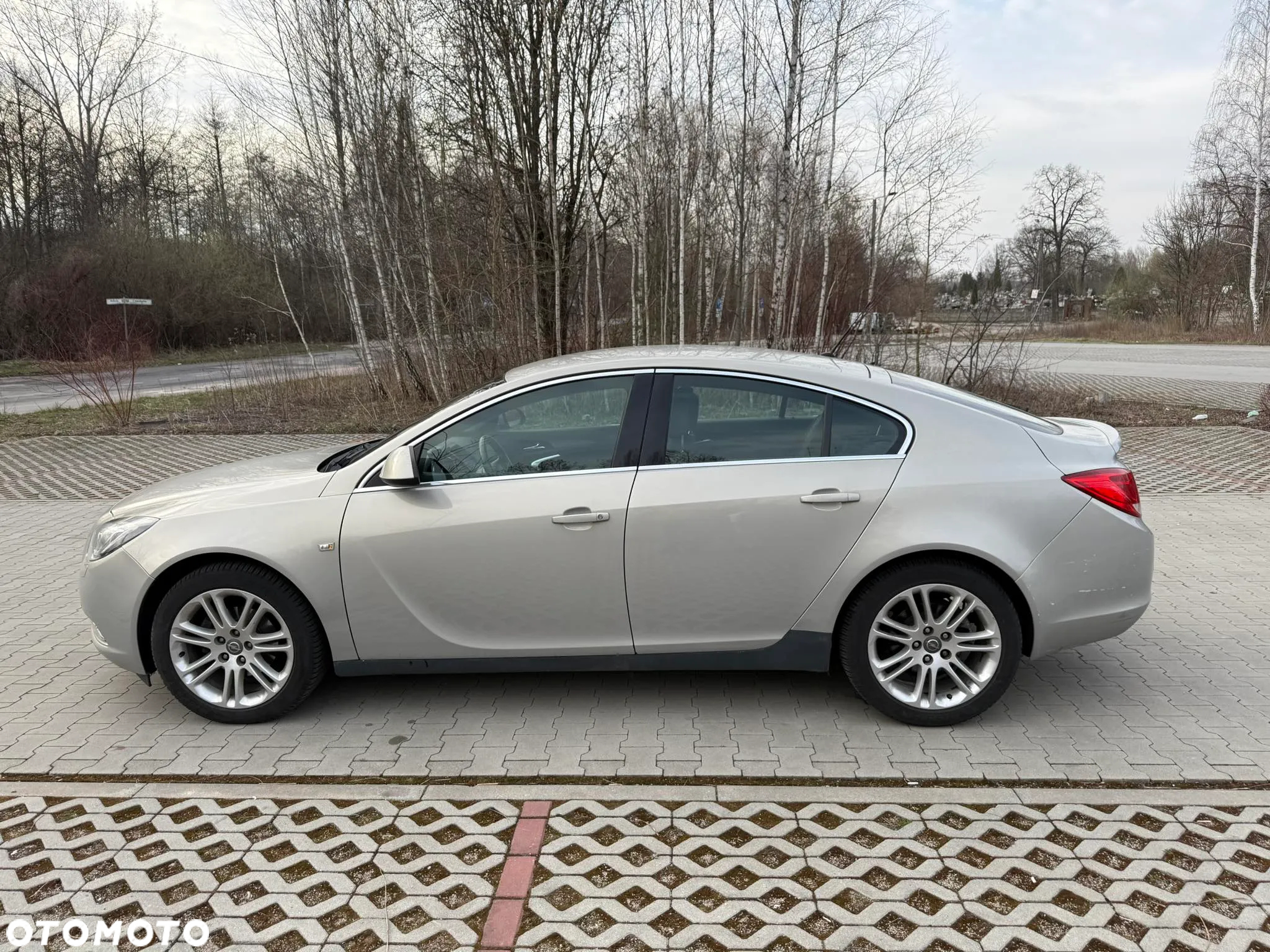 Opel Insignia 1.8 - 4