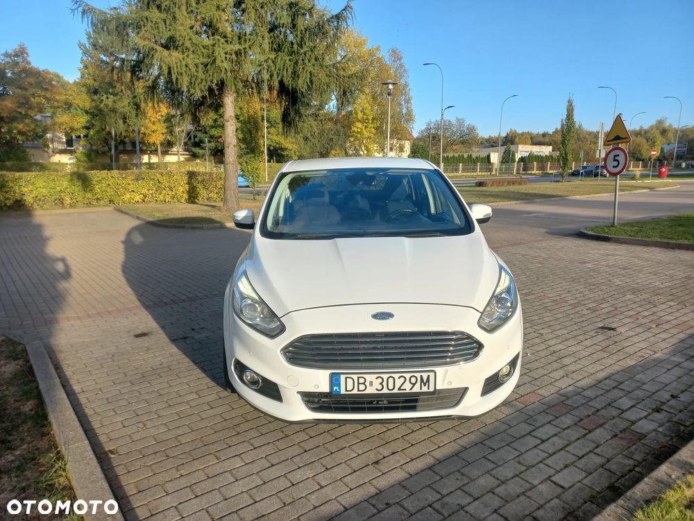 Ford S-Max - 33