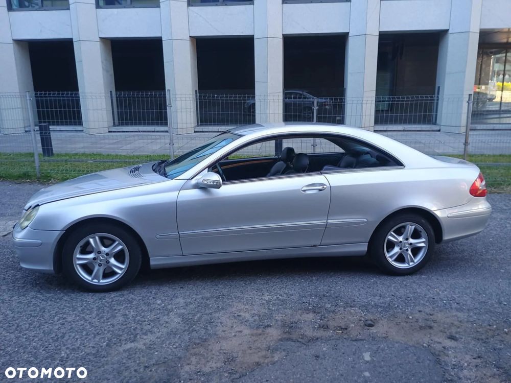 Mercedes-Benz CLK - 6