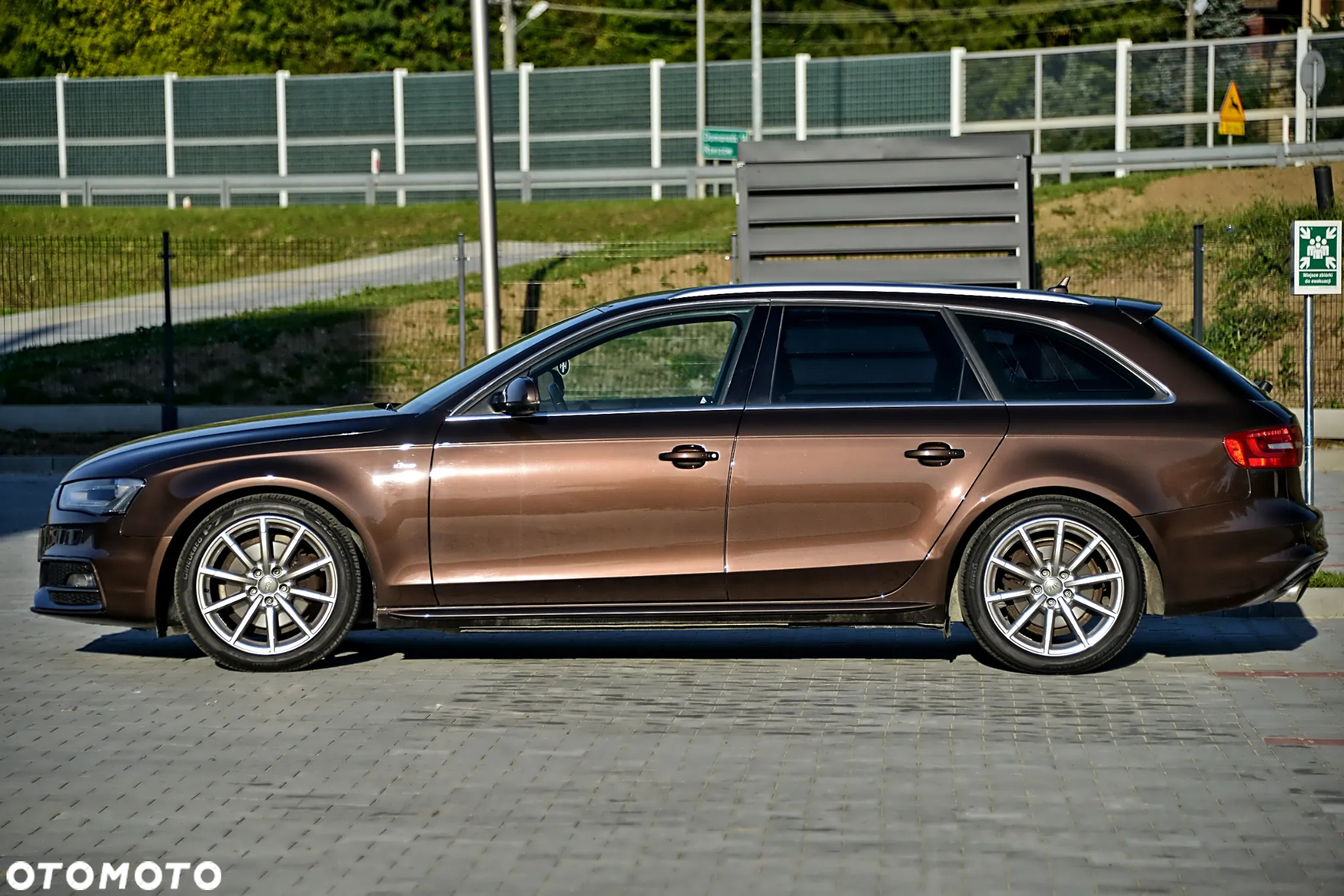 Audi A4 - 21