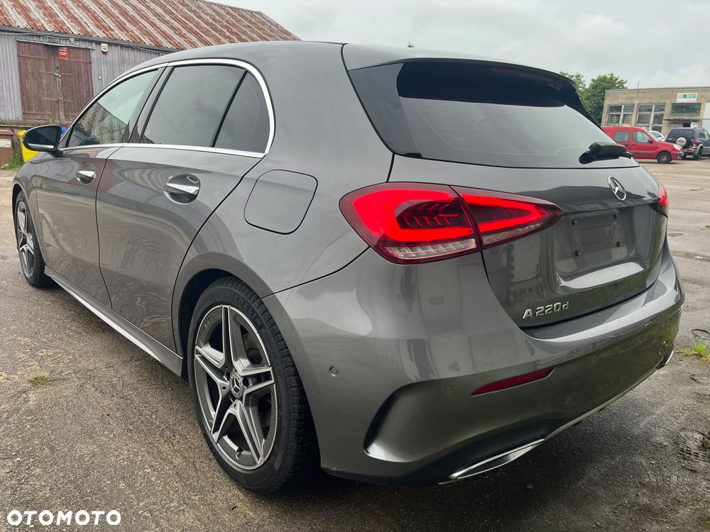 Mercedes-Benz Klasa A 220 d 8G-DCT AMG Line - 3