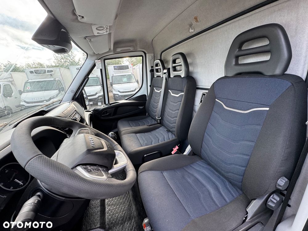 Iveco DAILY 60c16 50C15 50C17 35C14 35C15 35C17 35C18 70C17 72C15 70C18 Izoterma Chłodnia  9/8 euro palet - 14