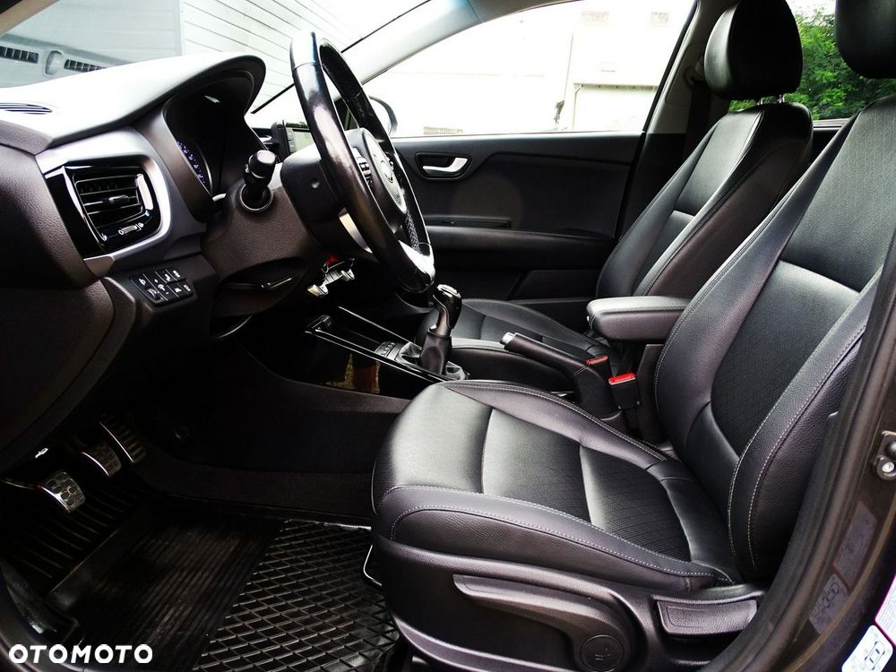 Kia Stonic 1.0 T-GDI 120 Platinum Edition - 22