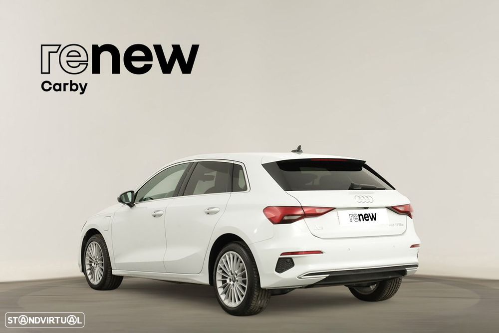 Audi A3 Sportback 40 TFSIe Advanced - 4
