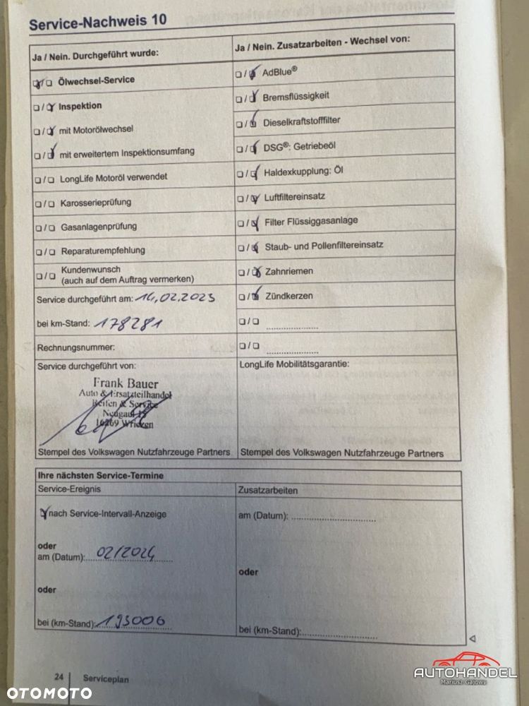 Volkswagen Multivan - 28