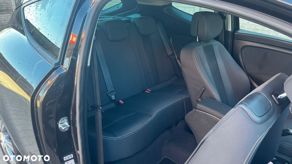 Renault Megane TCe 180 Dynamique - 23