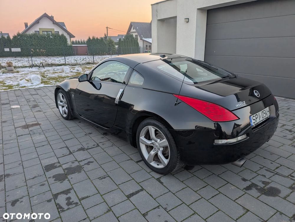 Nissan 350 Z - 11
