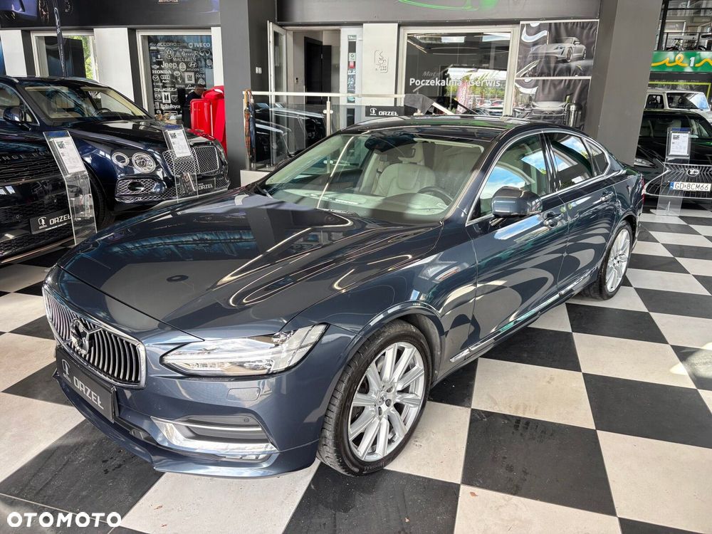 Volvo S90 - 2