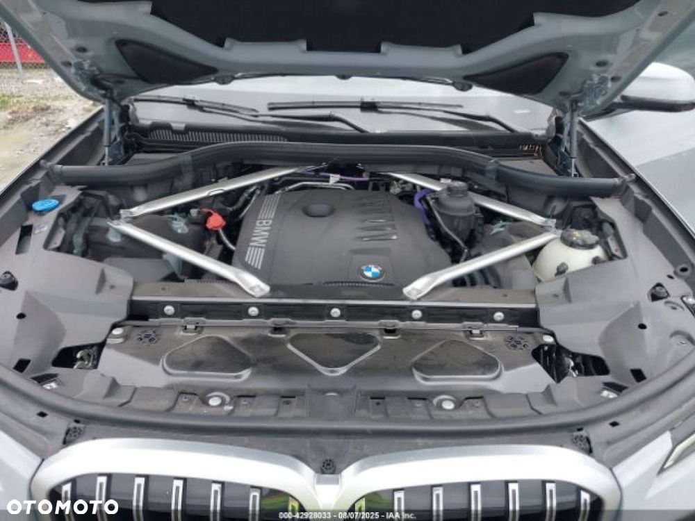 BMW X7 - 10
