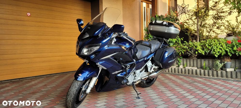 Yamaha FJR - 3