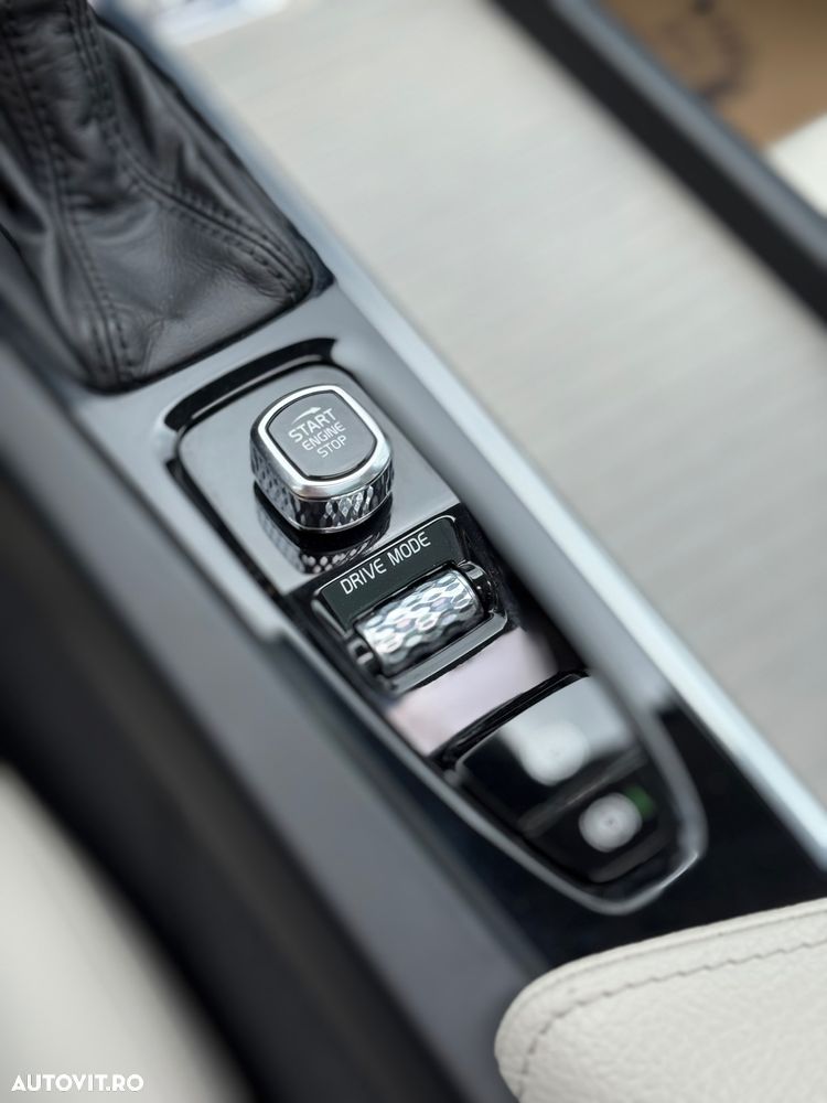 Volvo XC 60 D4 AWD Geartronic Inscription - 16