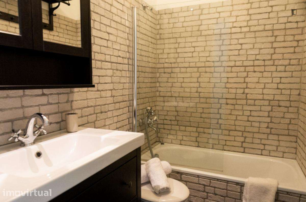 Apartamento com 2 quartos - localizado em Benfica Lisbon - Grande imagem: 3/9