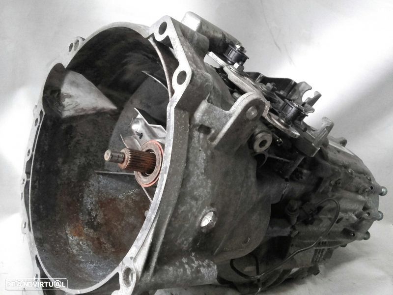 Caixa de velocidades manual VOLKSWAGEN Touareg (7L) - 2