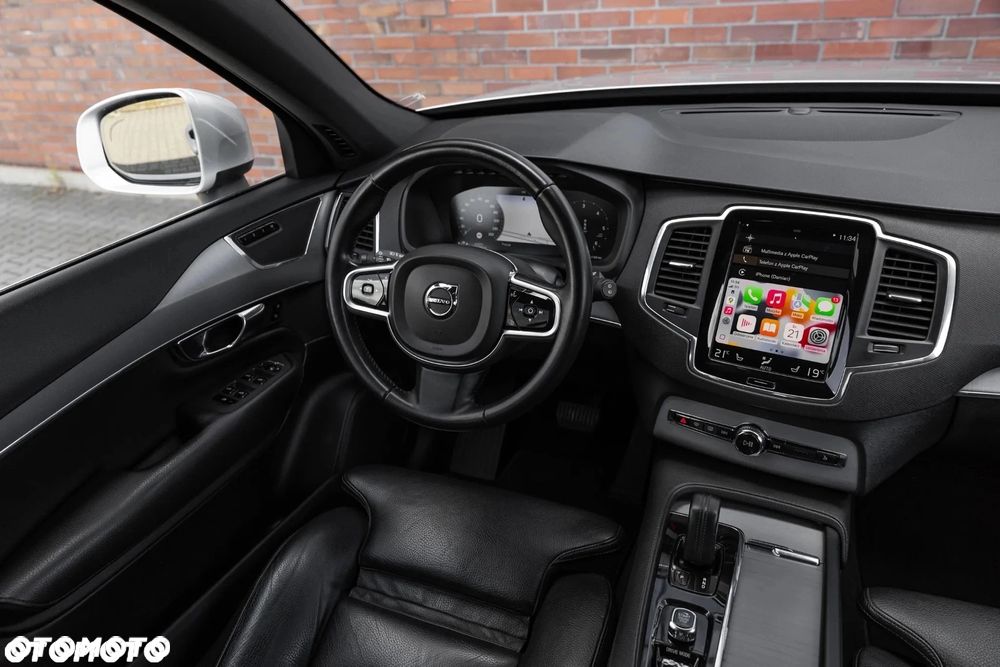 Volvo XC 90 B5 D AWD Geartronic Momentum - 25