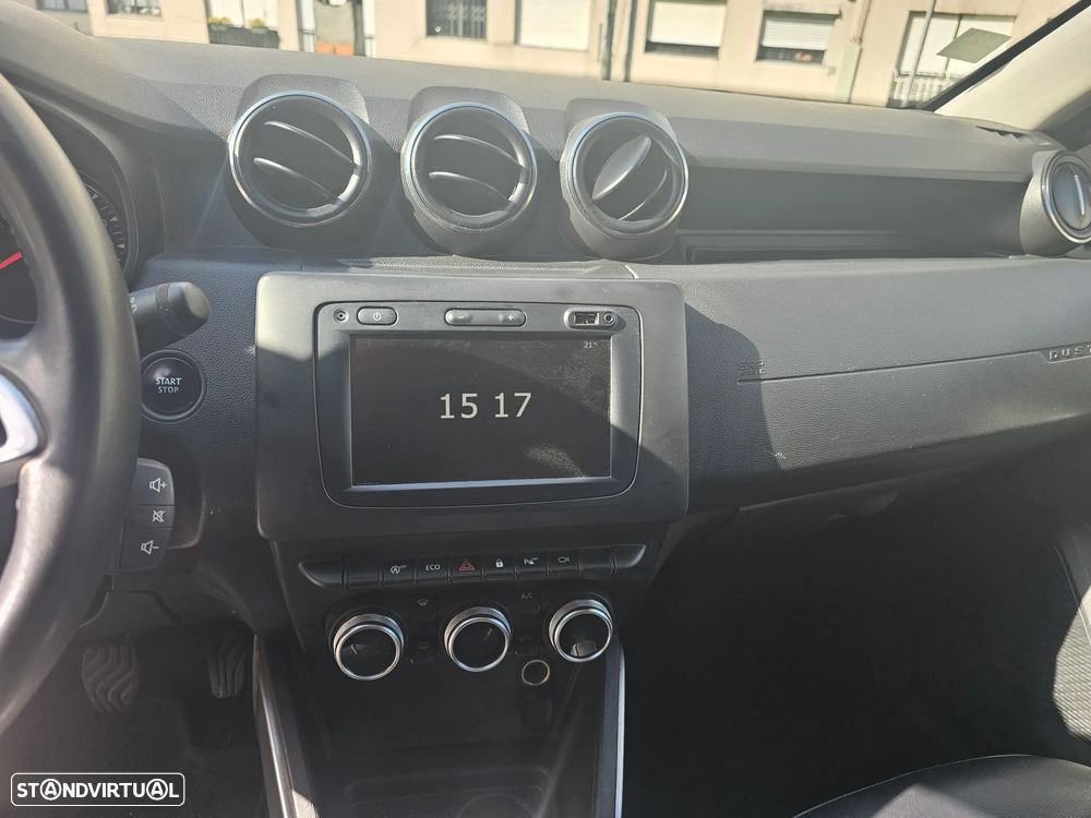 Dacia Duster 1.6 Tour Bi-Fuel - 11
