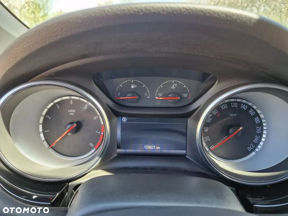 Opel Astra 1.4 Turbo Innovation - 17
