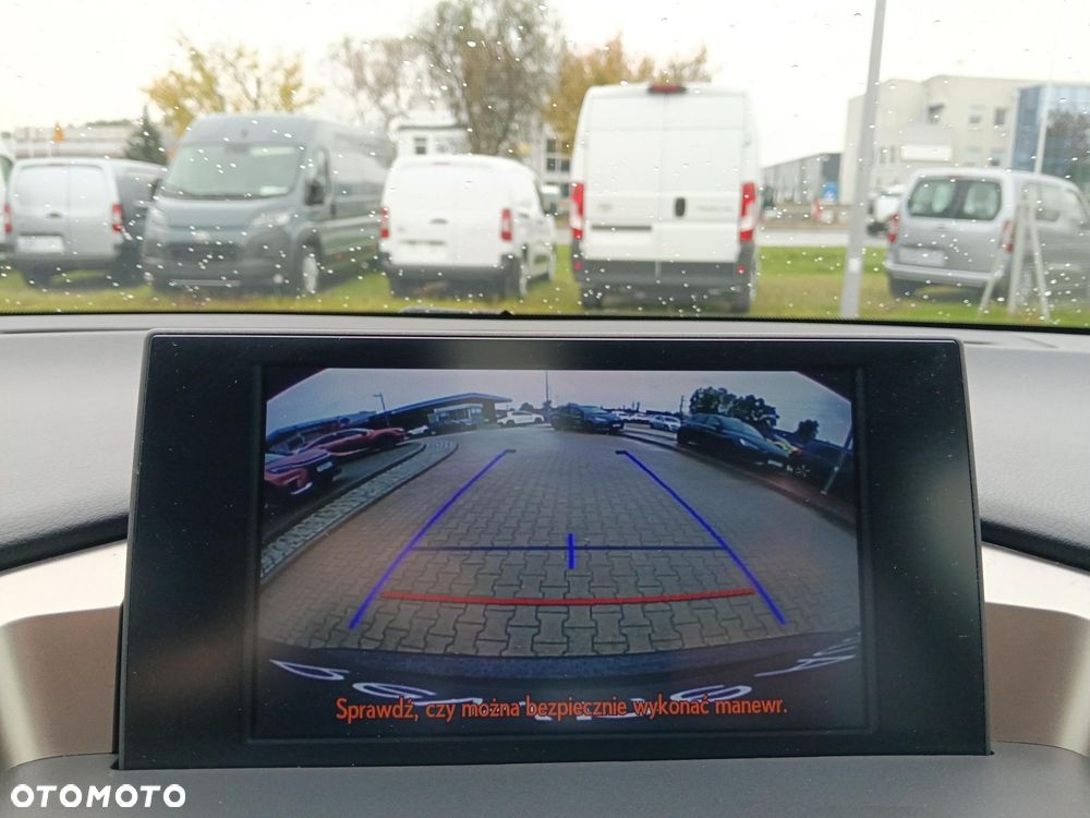 Lexus NX 300h Comfort AWD - 22