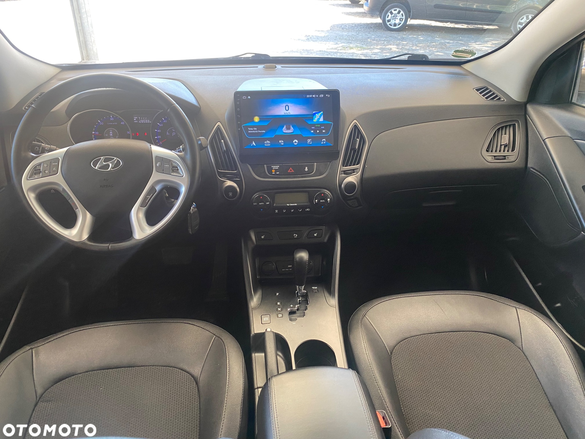 Hyundai ix35 2.0 CRDi 4WD Automatik Fifa World Cup Gold Edition - 20
