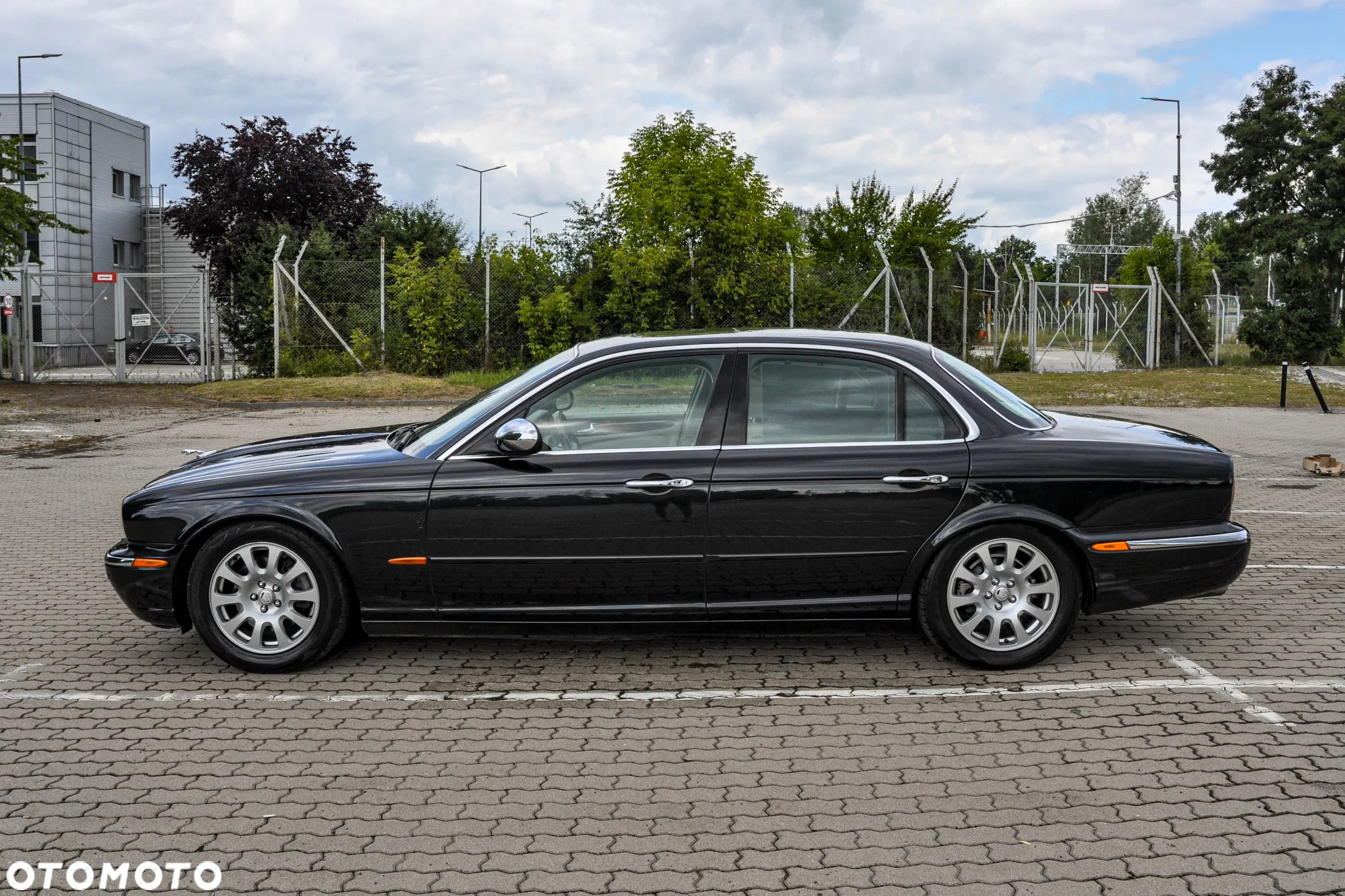 Jaguar XJ - 2