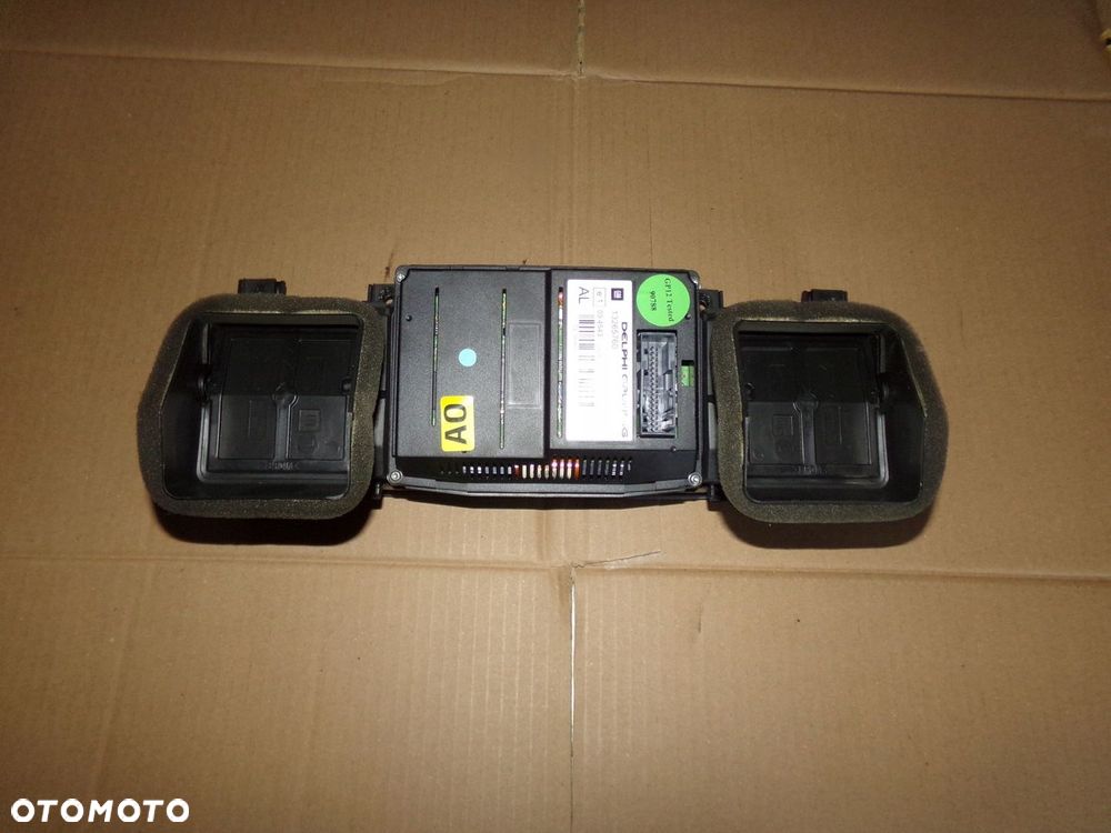 WYŚWIETLACZ RADIA RAMKA 13265760 VECTRA C LIFT - 3