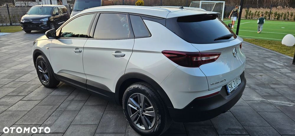 Opel Grandland X 1.2 Start/Stop Automatik Business Elegance - 3