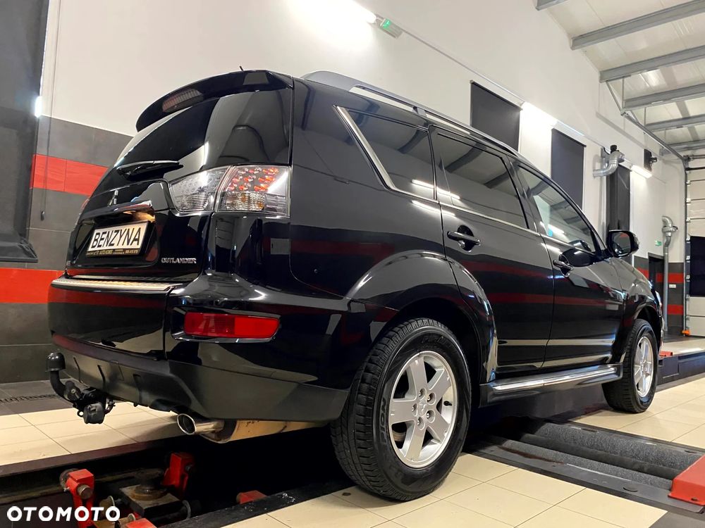 Mitsubishi Outlander 2.0 Intense 2WD - 11