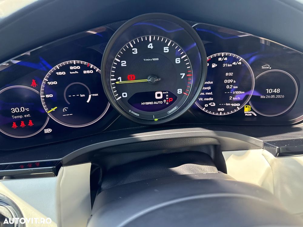 Porsche Cayenne - 11