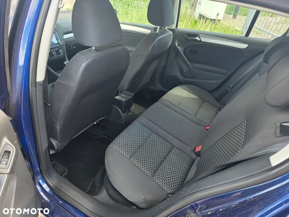 Volkswagen Golf - 13