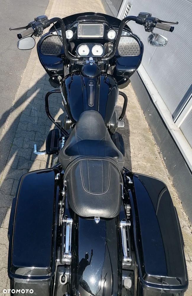 Harley-Davidson Touring Road Glide - 6