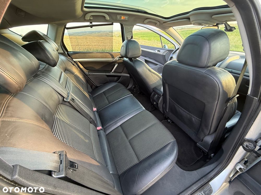 Peugeot 407 2.0 HDI ST Komfort EU4 - 13