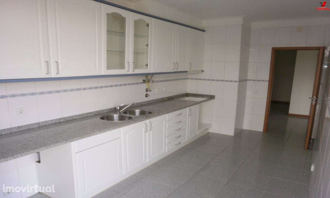 Apartamento, para arrendamento, Vila Nova de Gaia - Mafamude - Grande imagem: 2/9
