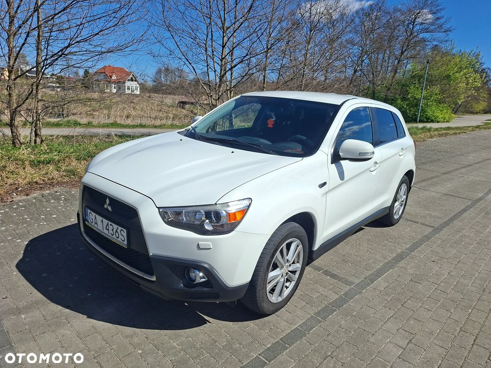 Mitsubishi ASX 1.6 Inform - 12