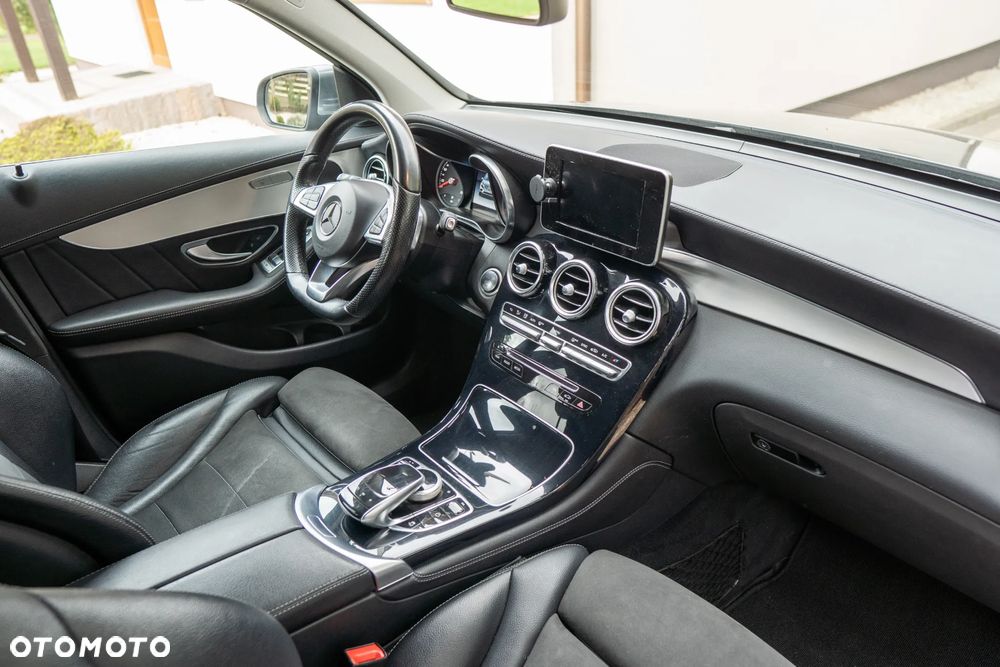 Mercedes-Benz GLC - 17