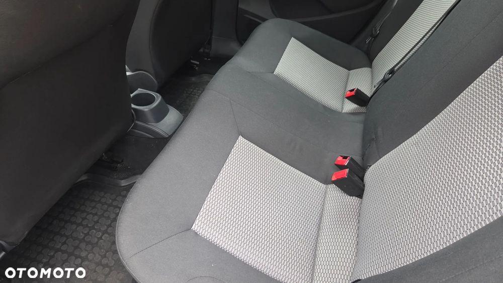 Volkswagen Polo 1.2 12V Comfortline - 11