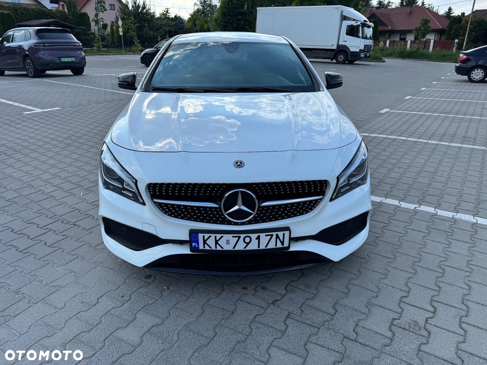 Mercedes-Benz CLA 200 7G-DCT AMG Line - 2