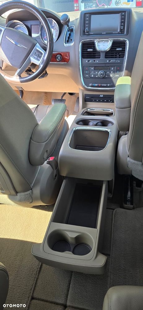 Chrysler Town & Country 3.6 Touring - 20
