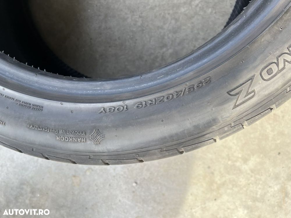 vând 2 anvelope 295/40/19 hankook de vară la 6mm - 6