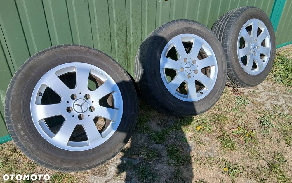 Mercedes-Benz Klasa E 200 Kompressor Automatik Classic - 28