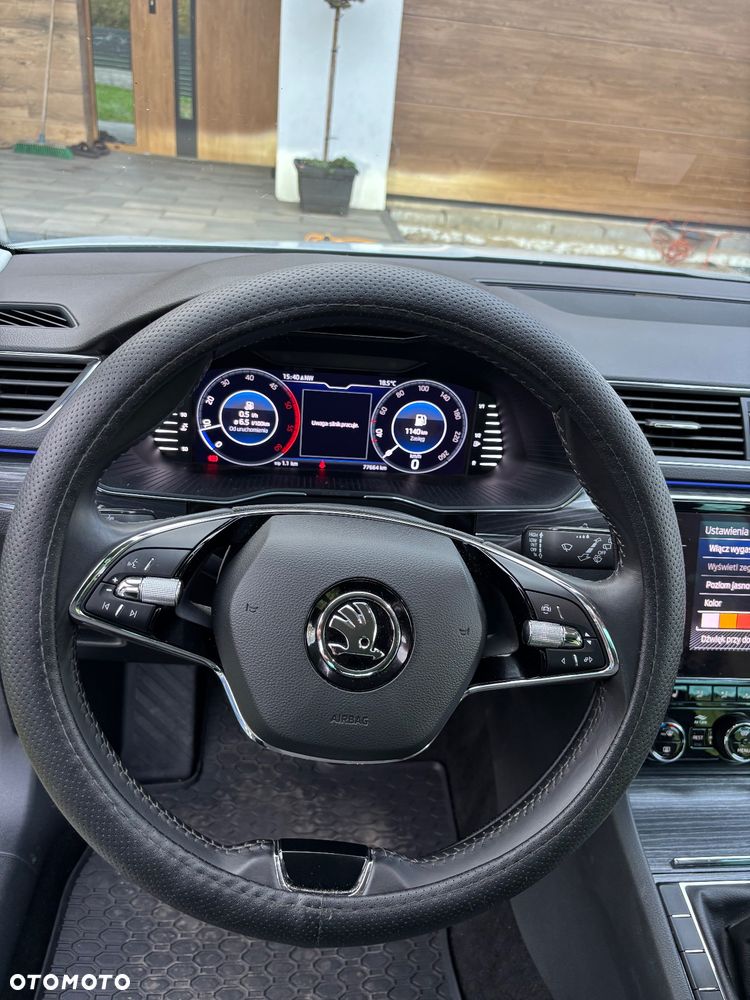 Skoda Superb 2.0 TDI Style - 11