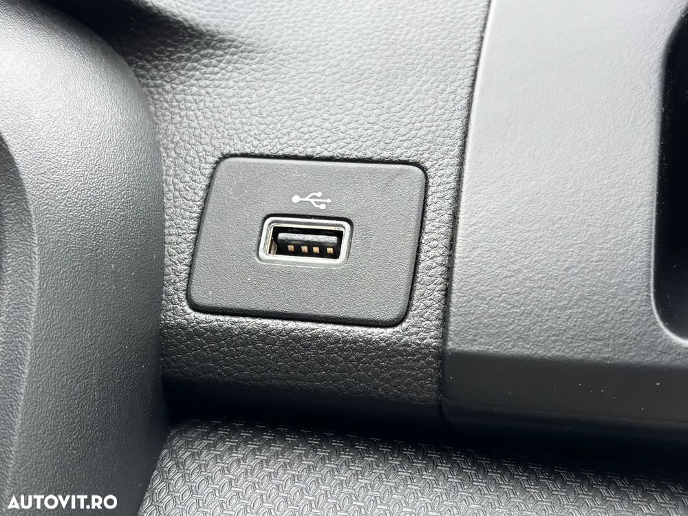 Dacia Logan TCe 90 Essential - 18
