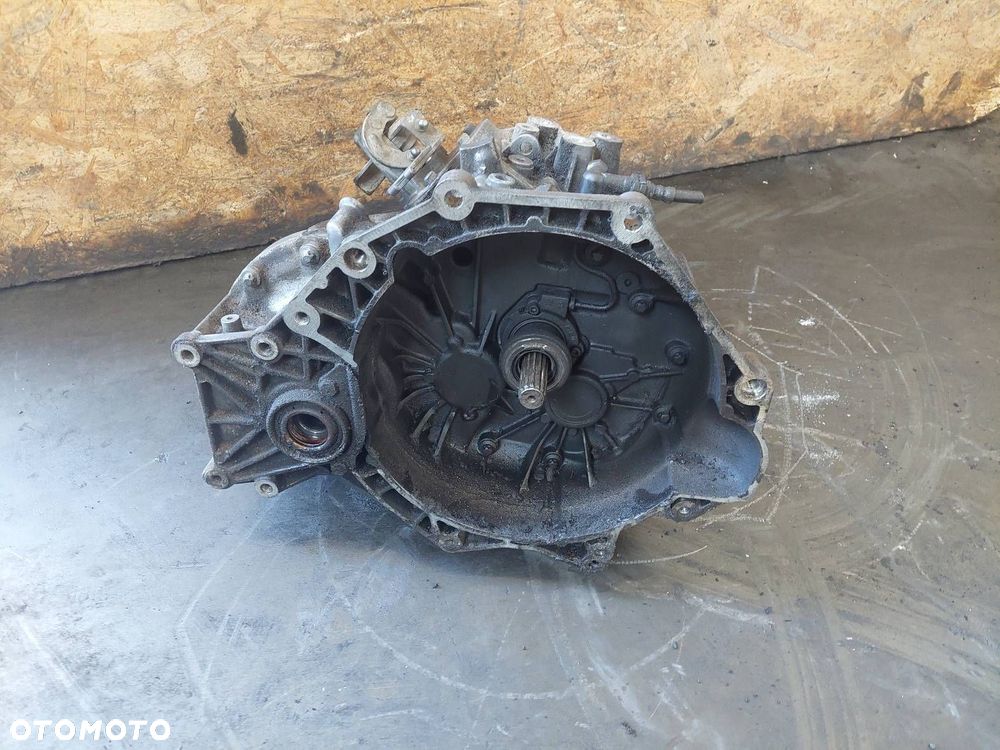 SKRZYNIA BIEGÓW OPEL VECTRA C 2.2 16V MANUAL 5 BIEGÓW F23 - 1