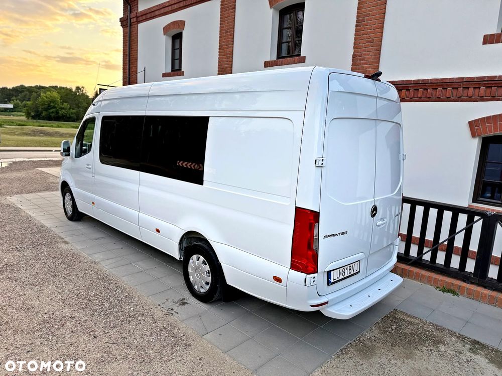Mercedes-Benz Sprinter 907.235 - 29
