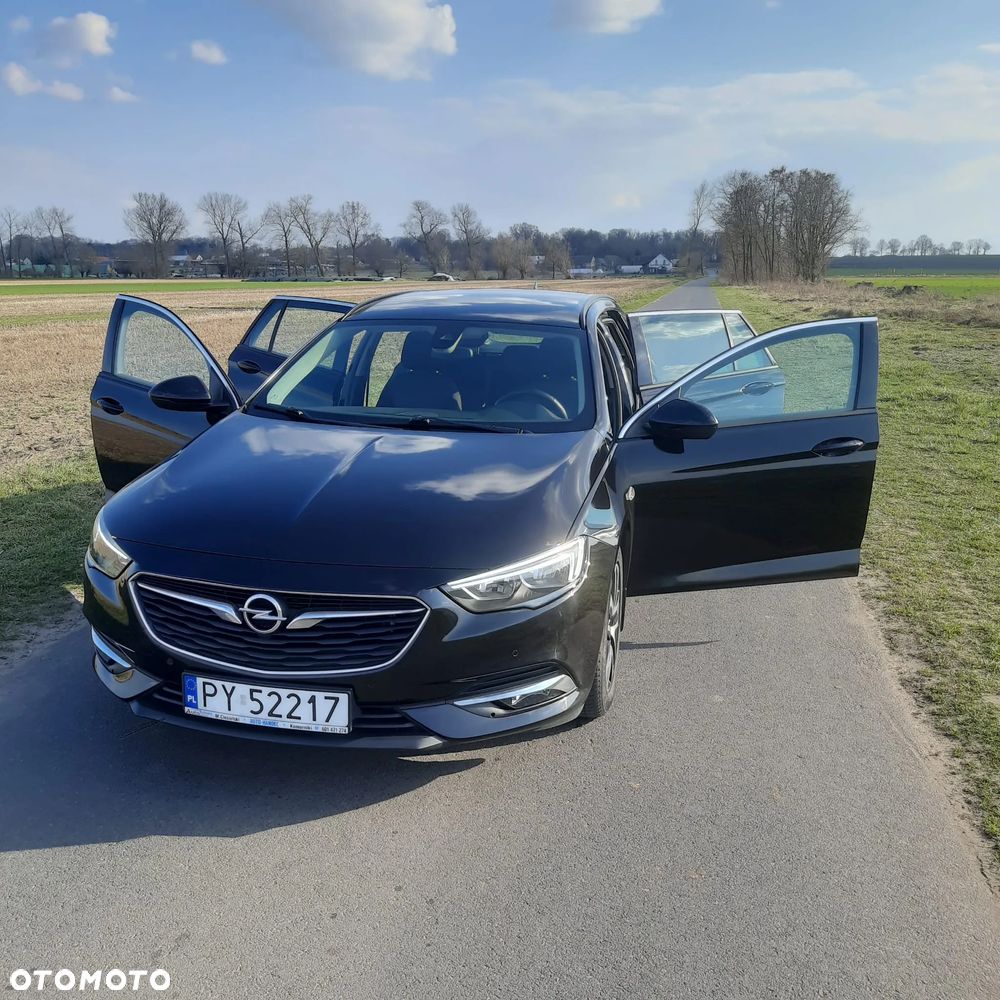 Opel Insignia - 1