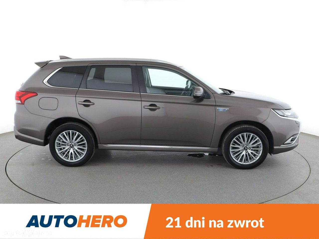 Mitsubishi Outlander 2.4 4WD Plug-In Hybrid - 9
