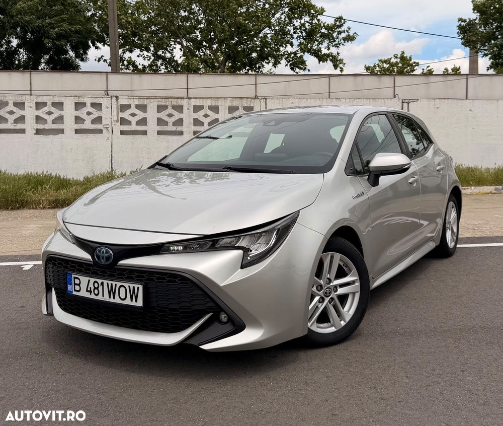 Toyota Corolla - 1