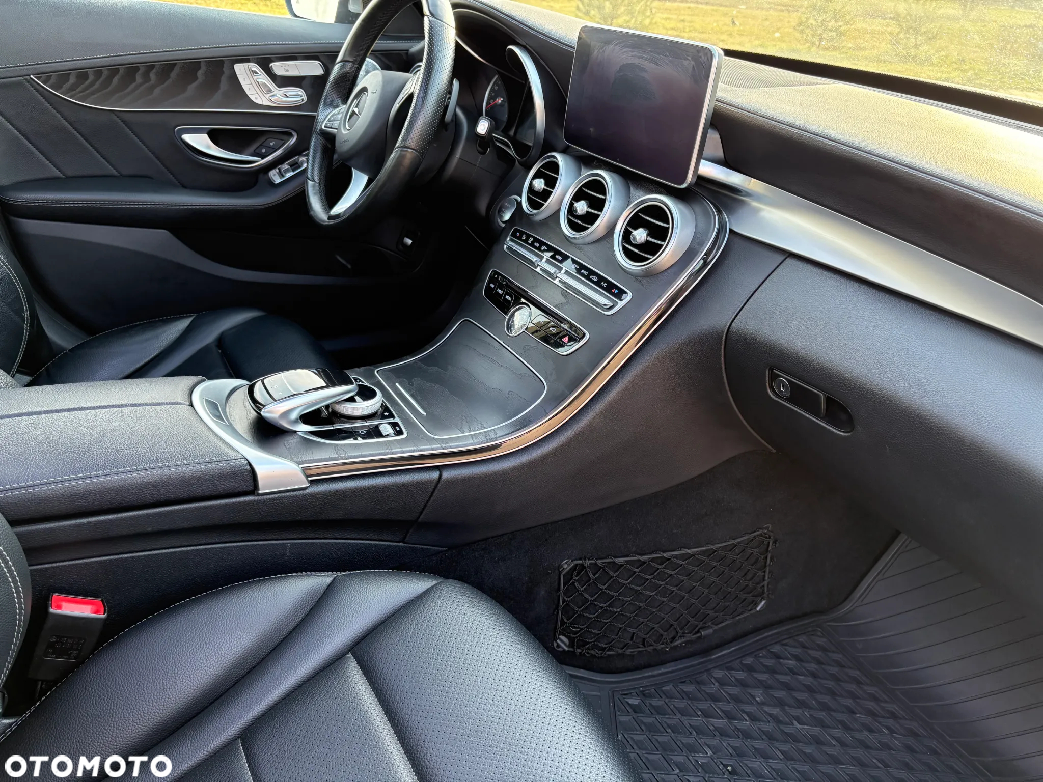 Mercedes-Benz Klasa C 300 7G-TRONIC - 13