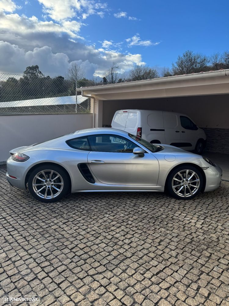 Porsche 718 Cayman 2.0 - 6