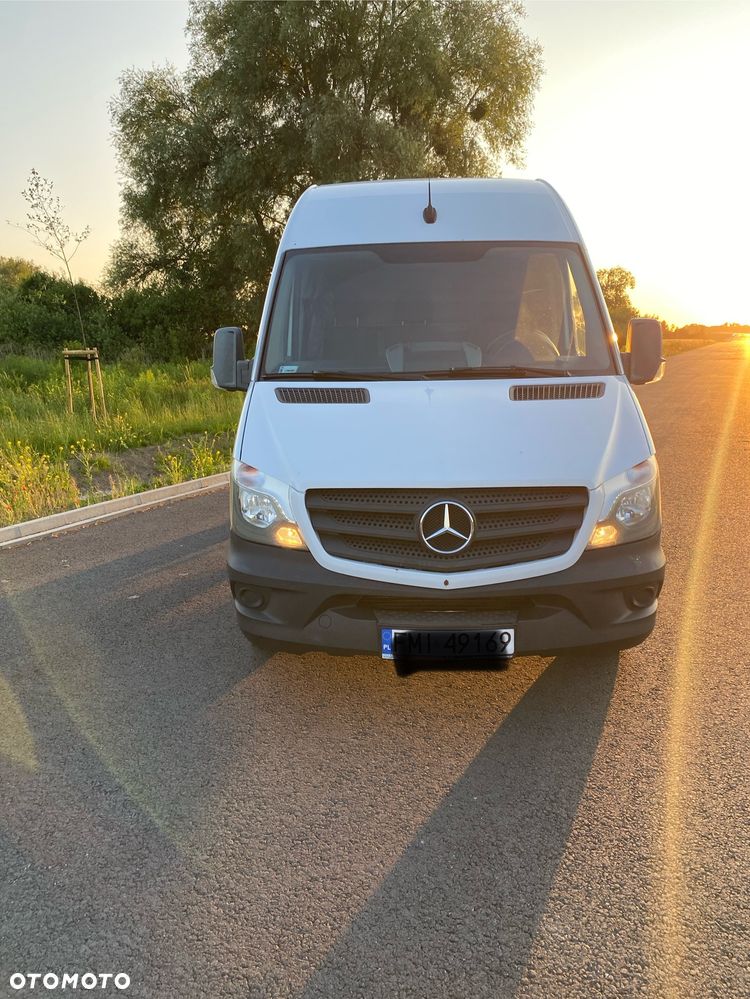 Mercedes-Benz Sprinter - 1