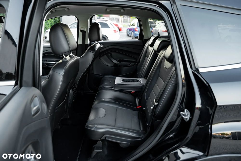 Ford Kuga 2.0 TDCi 4x4 Titanium - 20