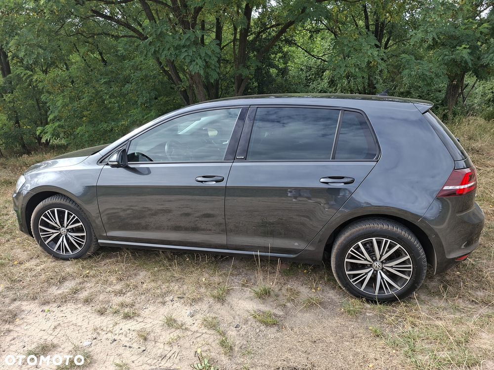 Volkswagen Golf 1.2 TSI BlueMotion Technology Allstar - 10